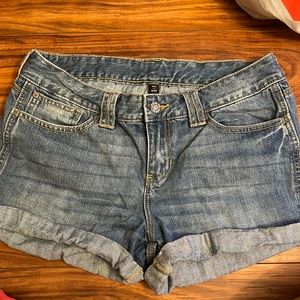 Gap jean shorts